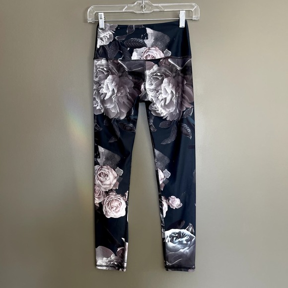 Noli Active Allure Floral Yoga Leggings Size XS Black Pink‎ Grey Rose Print - Picture 11 of 15